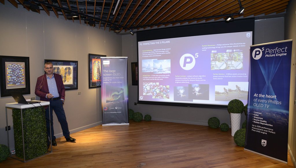 TP Vision представи новите телевизори Philips 4K OLED с Ambilight и Android TV в България