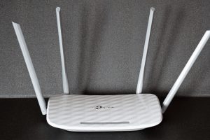 [Ревю] Рутерът Archer C5 идва с 4 антени, високи скорости и родителски контрол