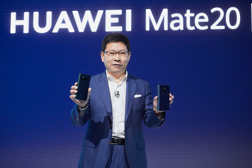 Вече може да разгледате Huawei Mate 20 Pro в София, а от понеделник да го купите