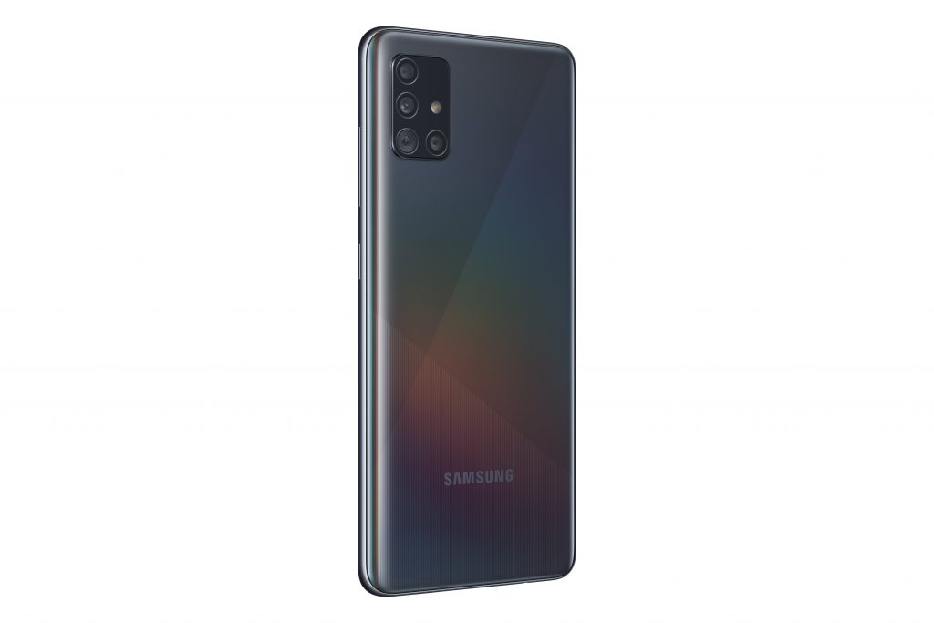 Новият Samsung Galaxy A51 идва с 4 камери и 6,5-инчов Super AMOLED дисплей в магазините на Vivacom