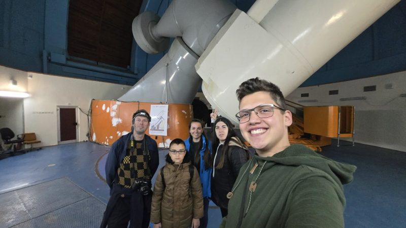 Лятна наблюдателна експедиция за ученици от кръжока по астрономия към Планетариума в Смолян се проведе в НАО „Рожен“