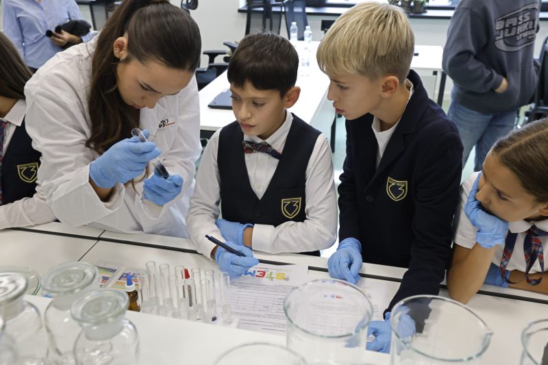 Откриха новата сграда на Националния STEM център