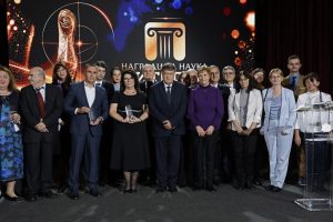 Осем учени са отличени с награда за наука „Питагор“ за 2026 г.